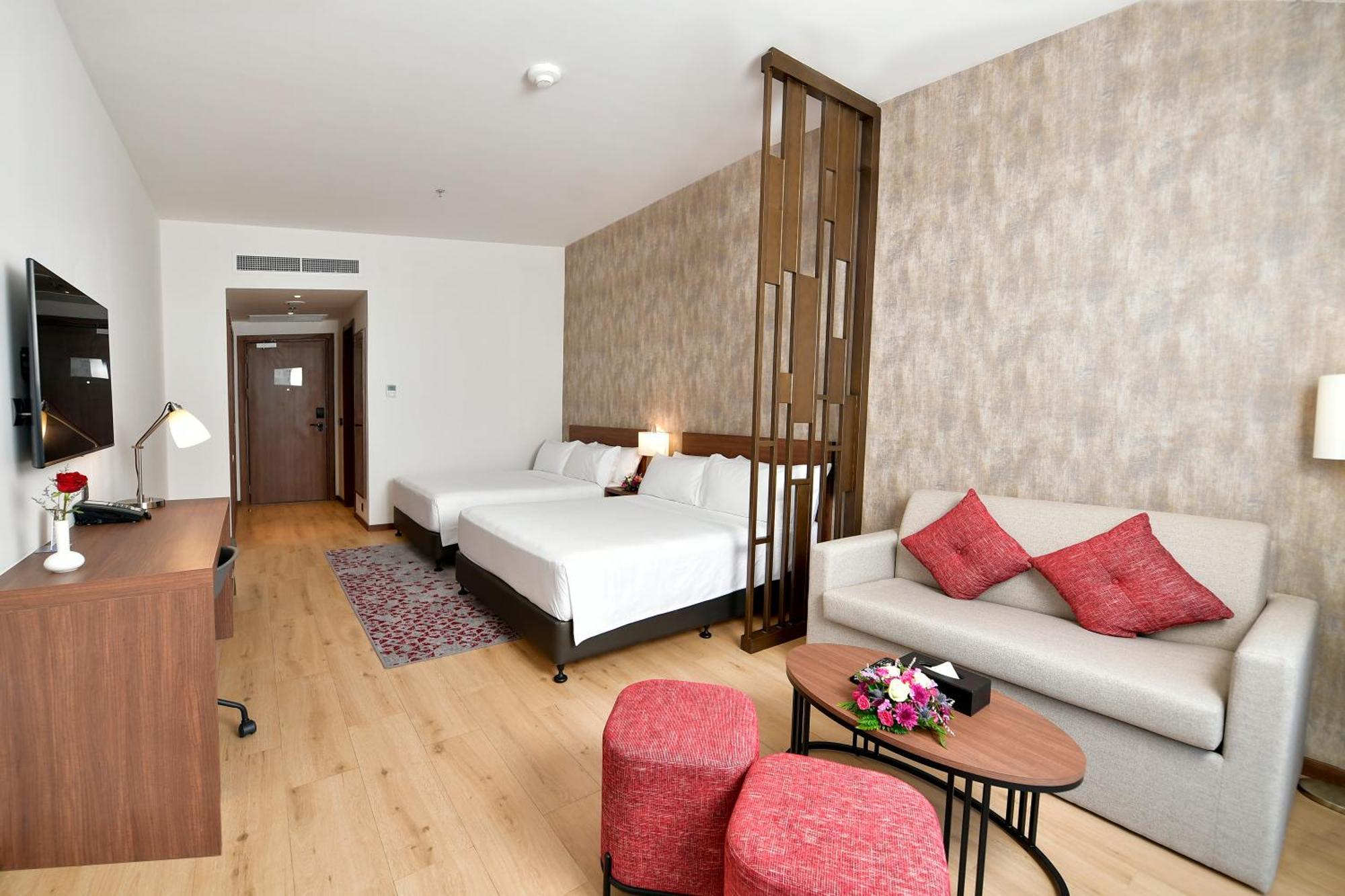 Comfort Hotel Riyadh Olaya Exterior photo
