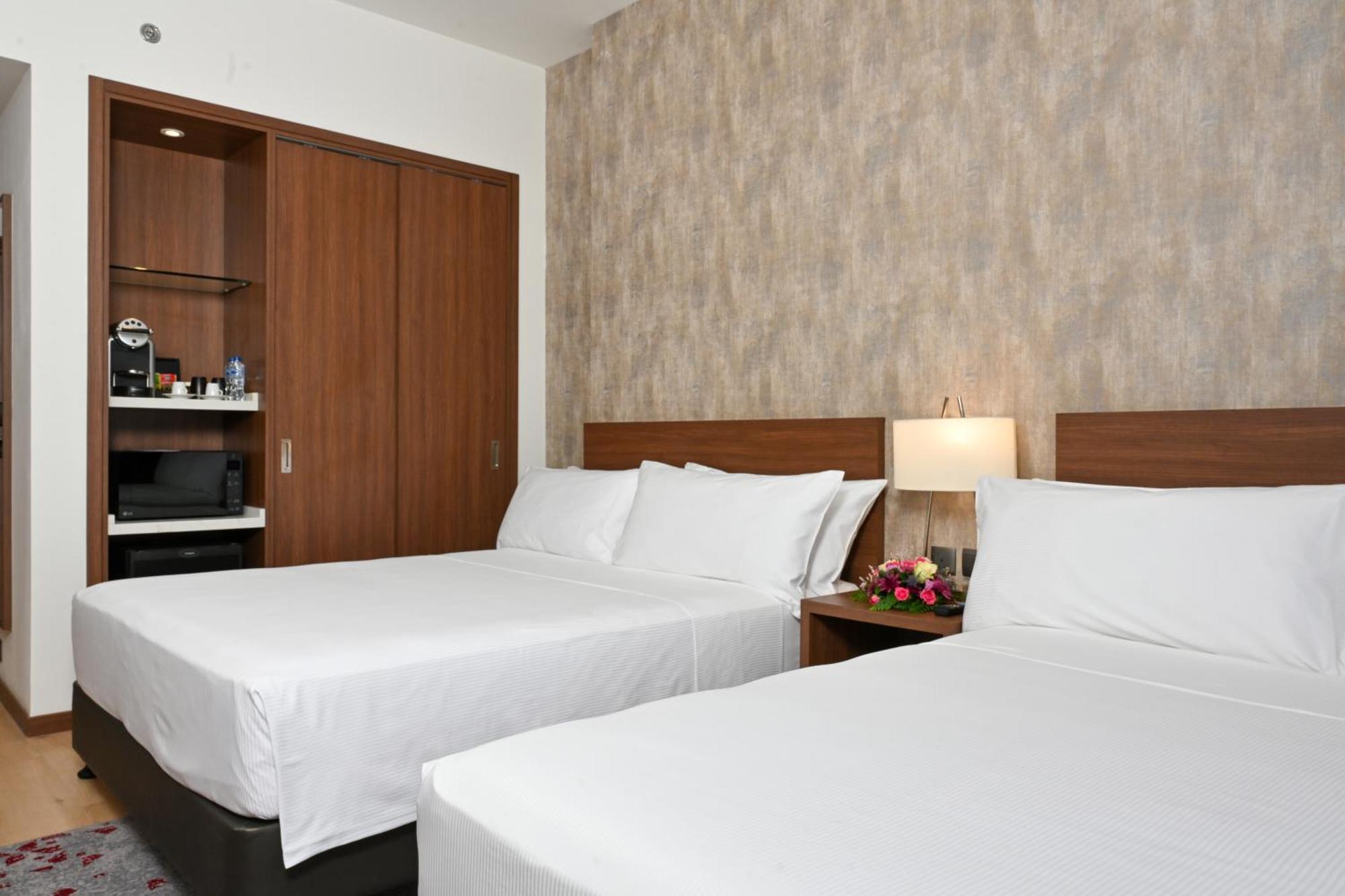 Comfort Hotel Riyadh Olaya Exterior photo