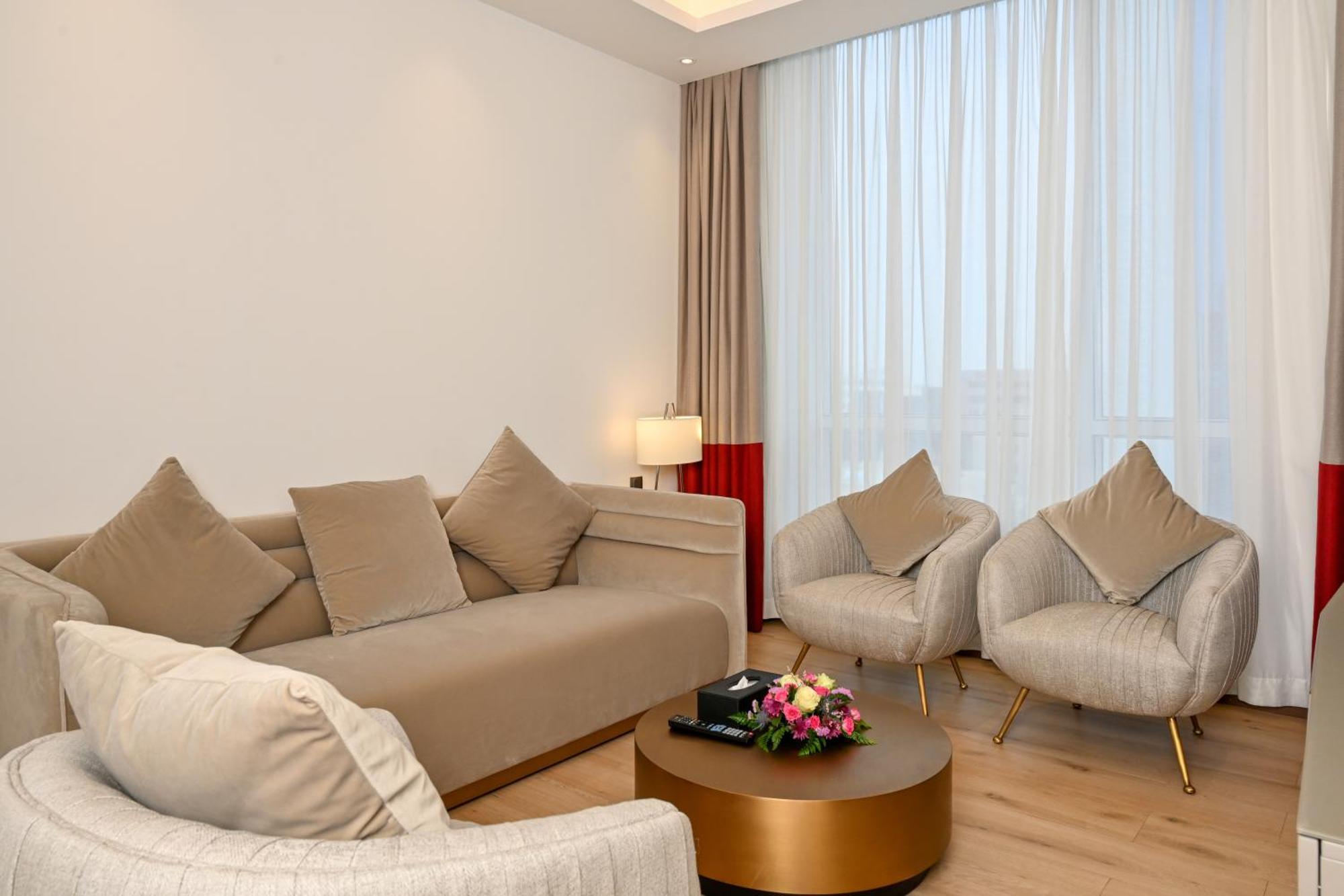 Comfort Hotel Riyadh Olaya Exterior photo
